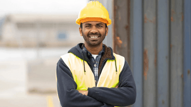 Rusiyada Xaricilər üçün İşlər və İş İcazəsi Bələdçisi 2026