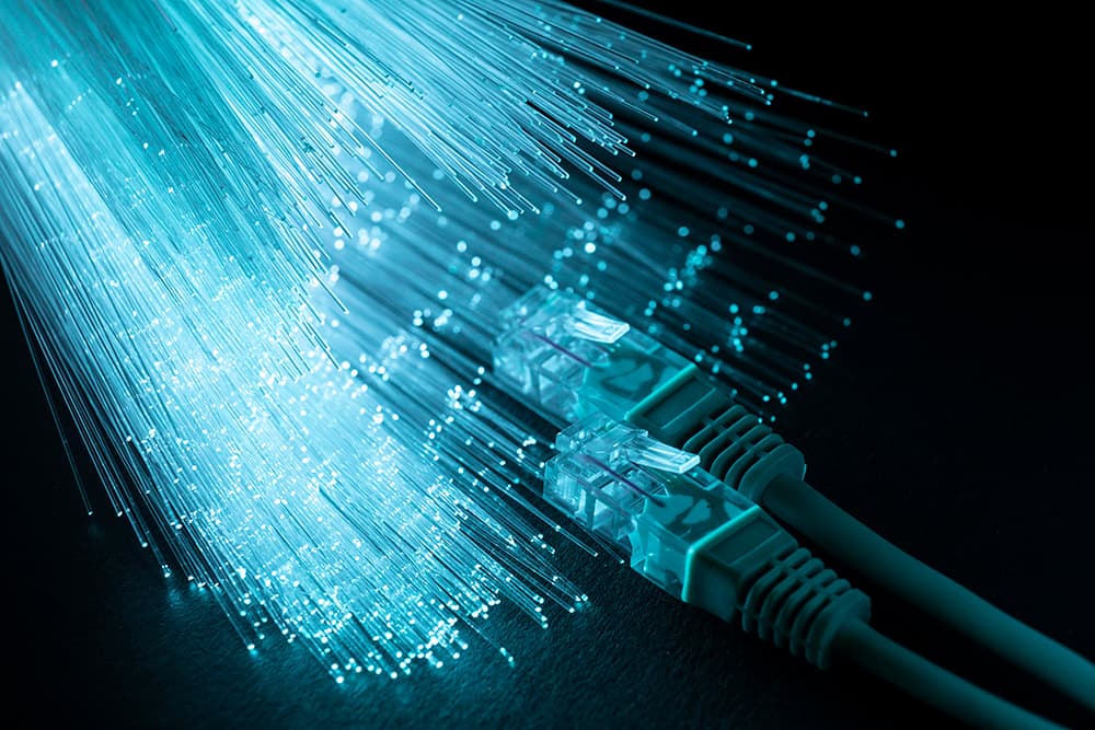 RABİTƏ VƏ ELEKTRİK XƏTLƏRİNİN ÇƏKİLMƏSİ